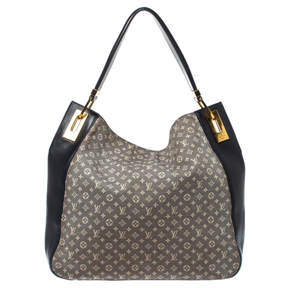 Esta atractiva bandolera Rendez-Vous de Louis Vuitton acapara todas las miradas con su lona monograma Idylle. Este bolso de uso diario es resistente y presenta ribetes de piel en contraste y una única correa de piel para el hombro. La bolsa es