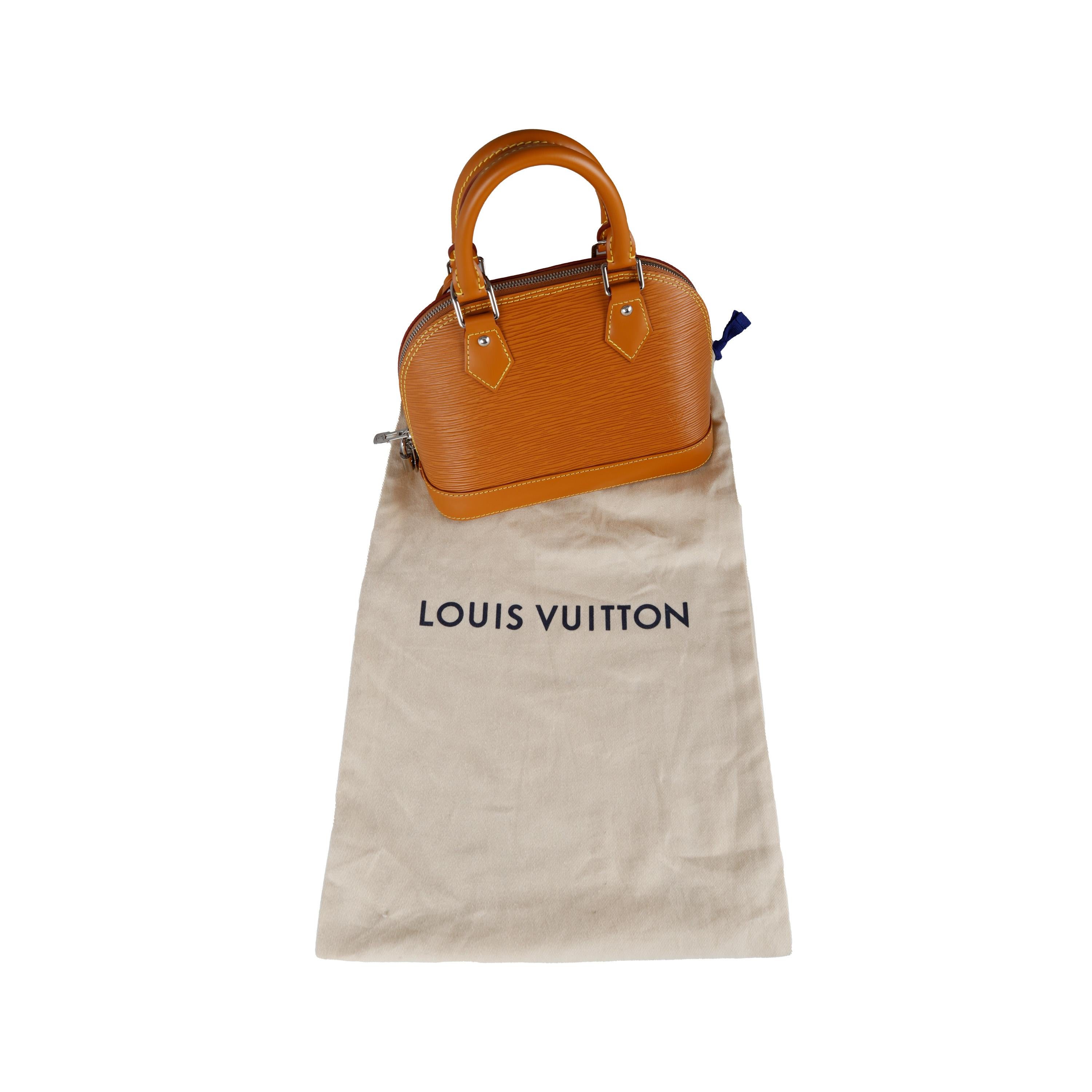 Louis Vuitton Epi Alma BB Handbag For Sale 5