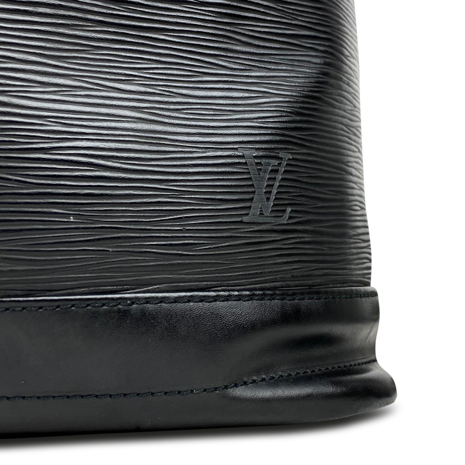 Louis Vuitton Epi Black Noé GM Shoulder Bag For Sale 1