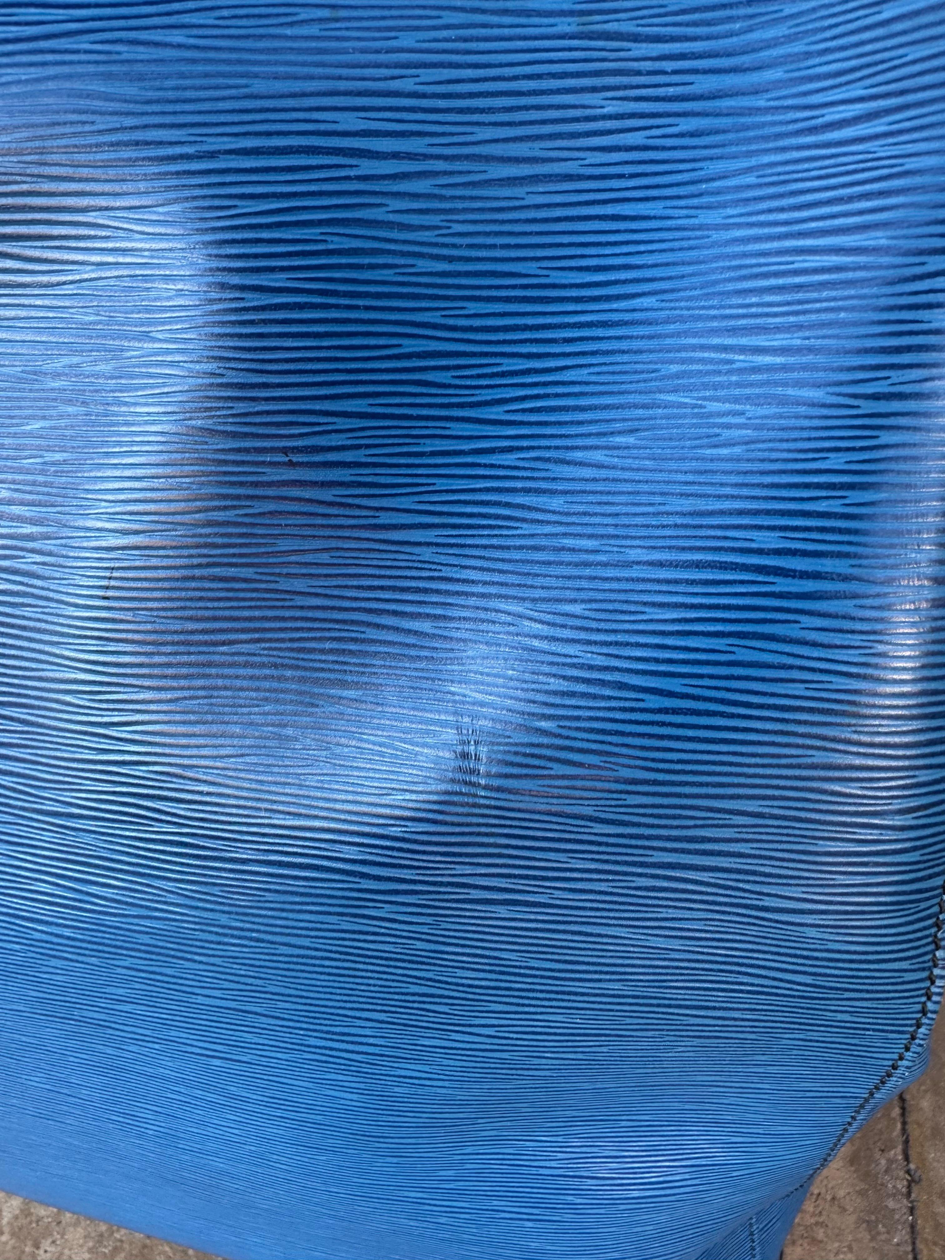 Louis Vuitton EPI Blaue Leder Dampftasche 55 im Angebot 7