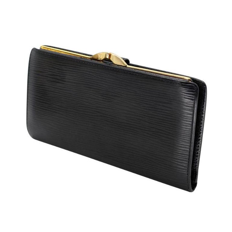 Louis Vuitton Epi GM Leather Kisslock Wallet LV-W0128P-0005 For Sale at  1stDibs
