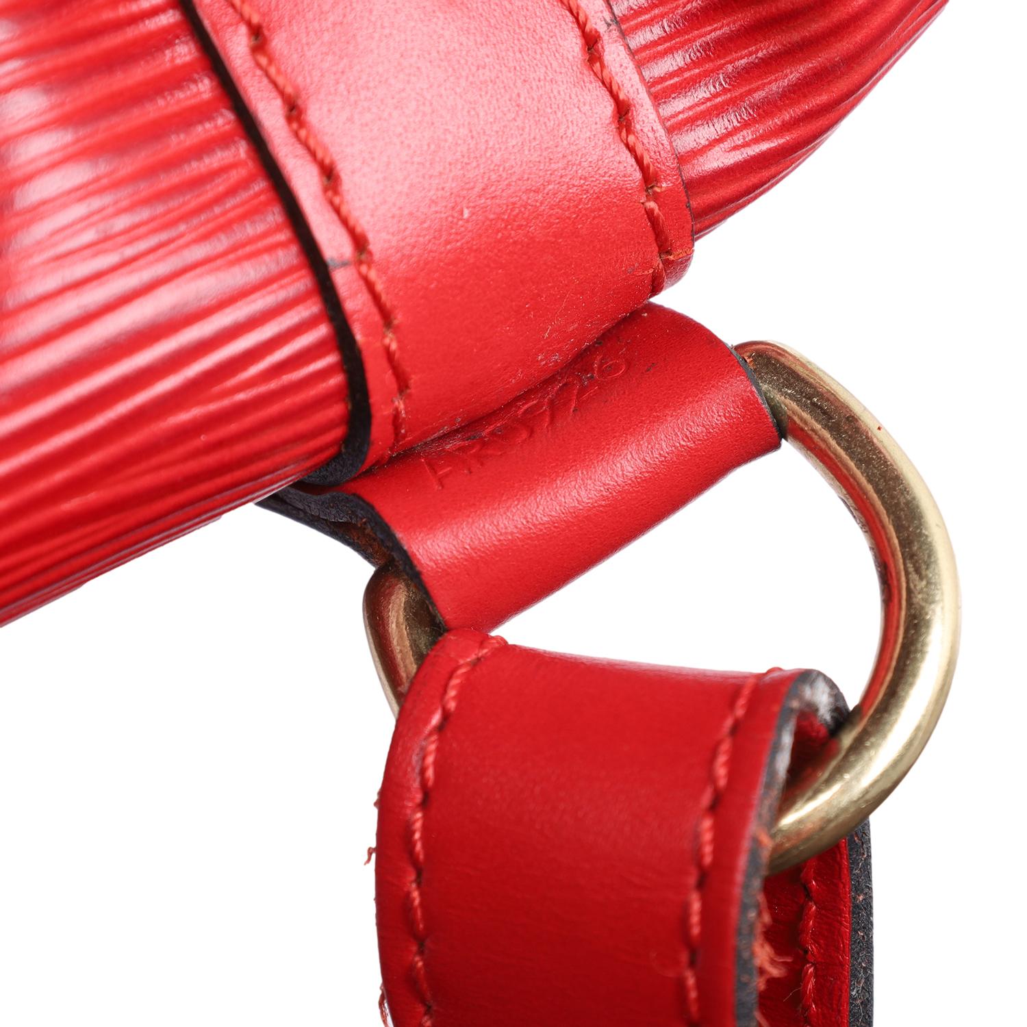 Louis Vuitton Epi Leather Noe GM Shoulder Bag Red For Sale 8