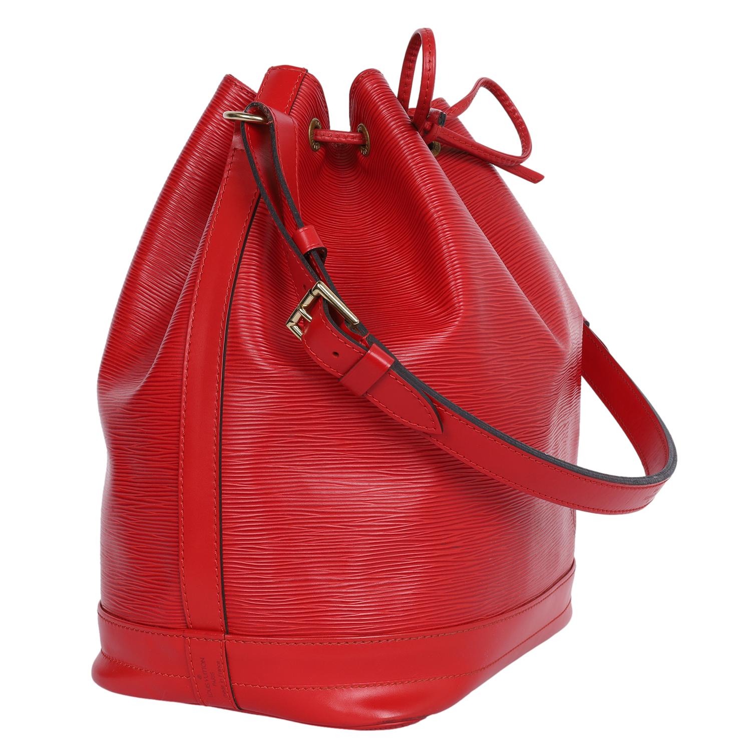 Louis Vuitton Epi Leather Noe GM Shoulder Bag Red For Sale 2