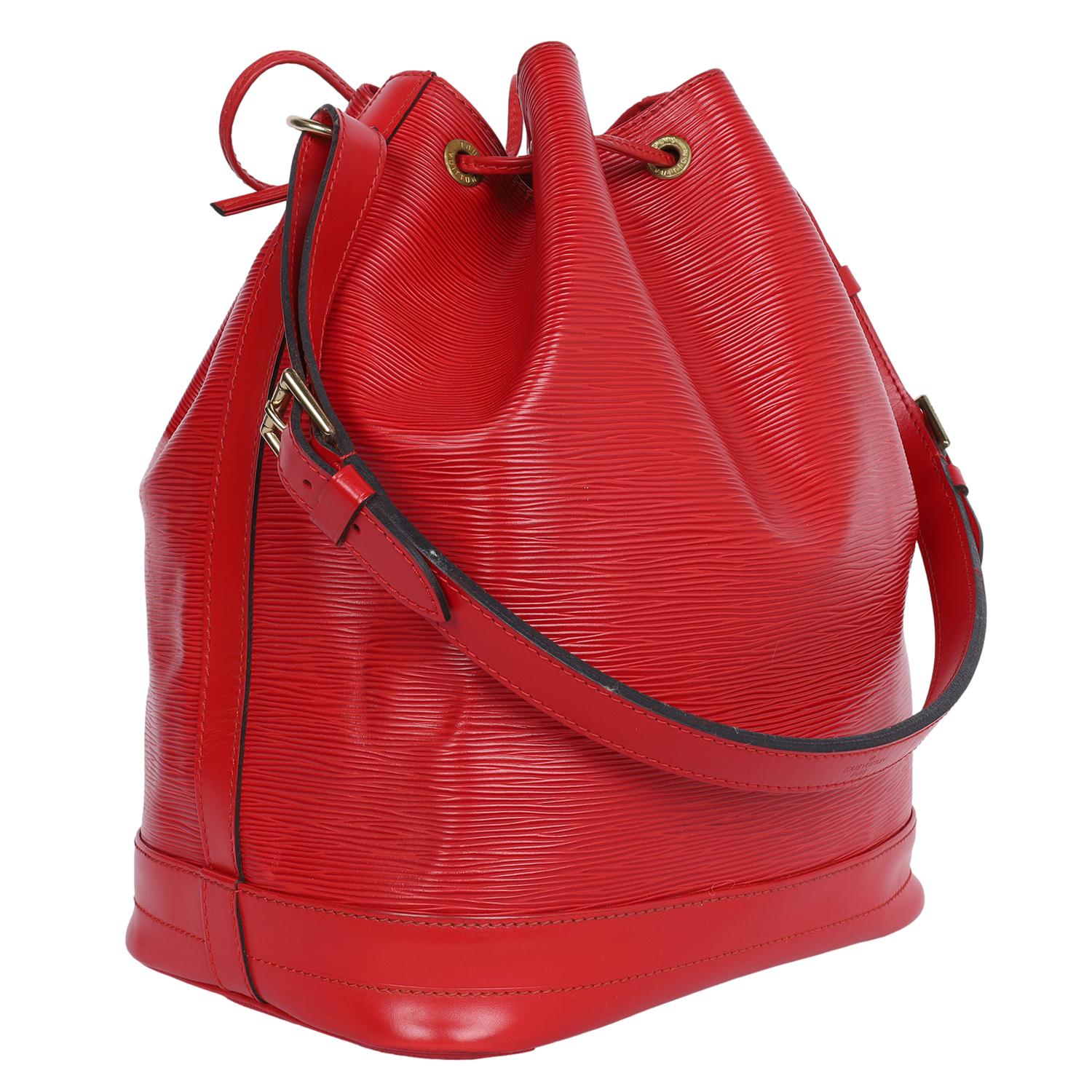 Louis Vuitton Epi Leather Noe GM Shoulder Bag Red For Sale 4