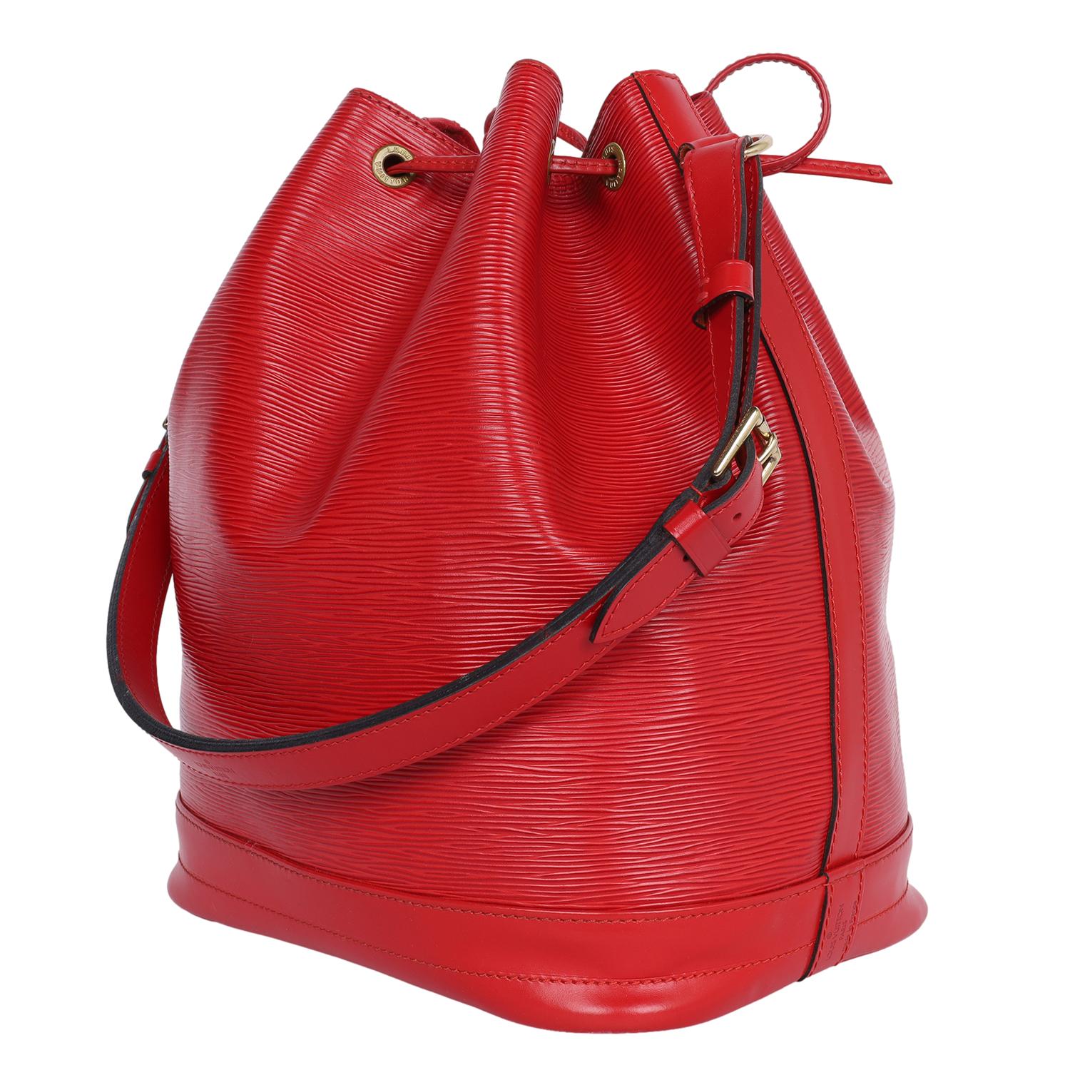 Louis Vuitton Epi Leather Noe GM Shoulder Bag Red For Sale 5