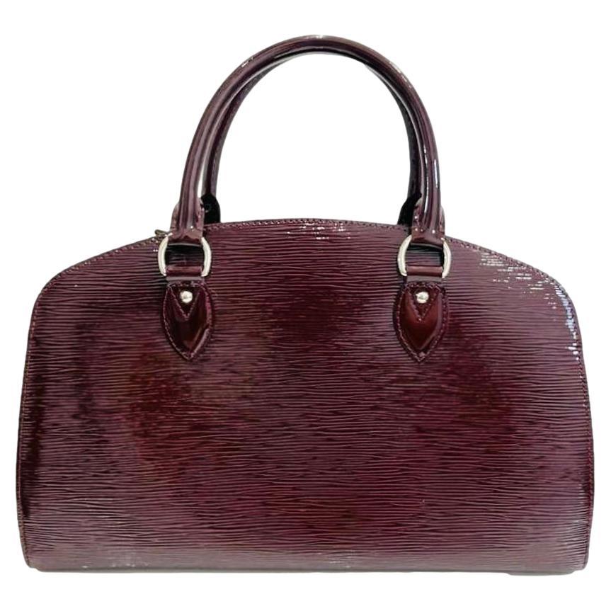 Louis Vuitton Epi Leather Pont-Neuf PM Bag For Sale