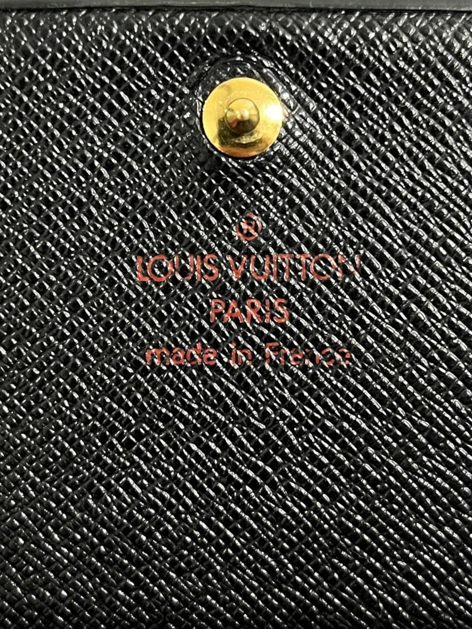 Louis Vuitton Epi Leather Purse/Wallet 3