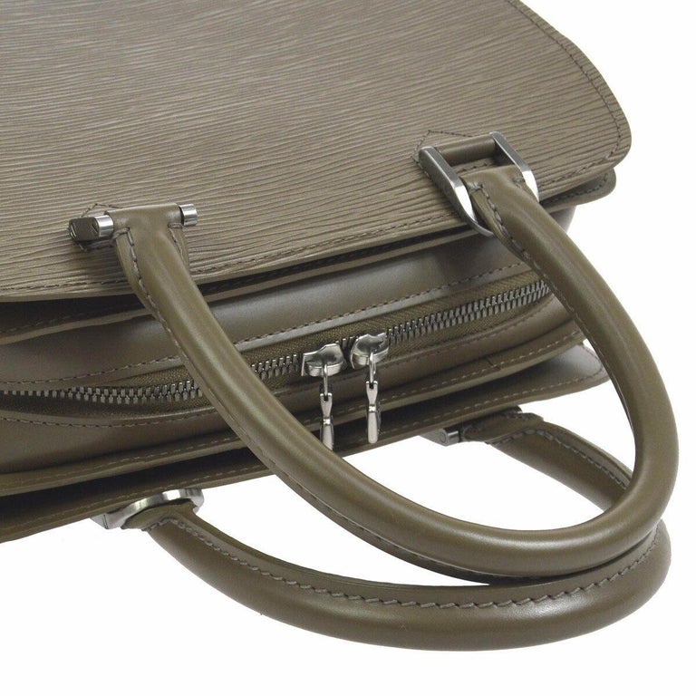 Louis Vuitton Epi Leather Zipper Top Evening Top Handle Satchel Bag For Sale at 1stdibs