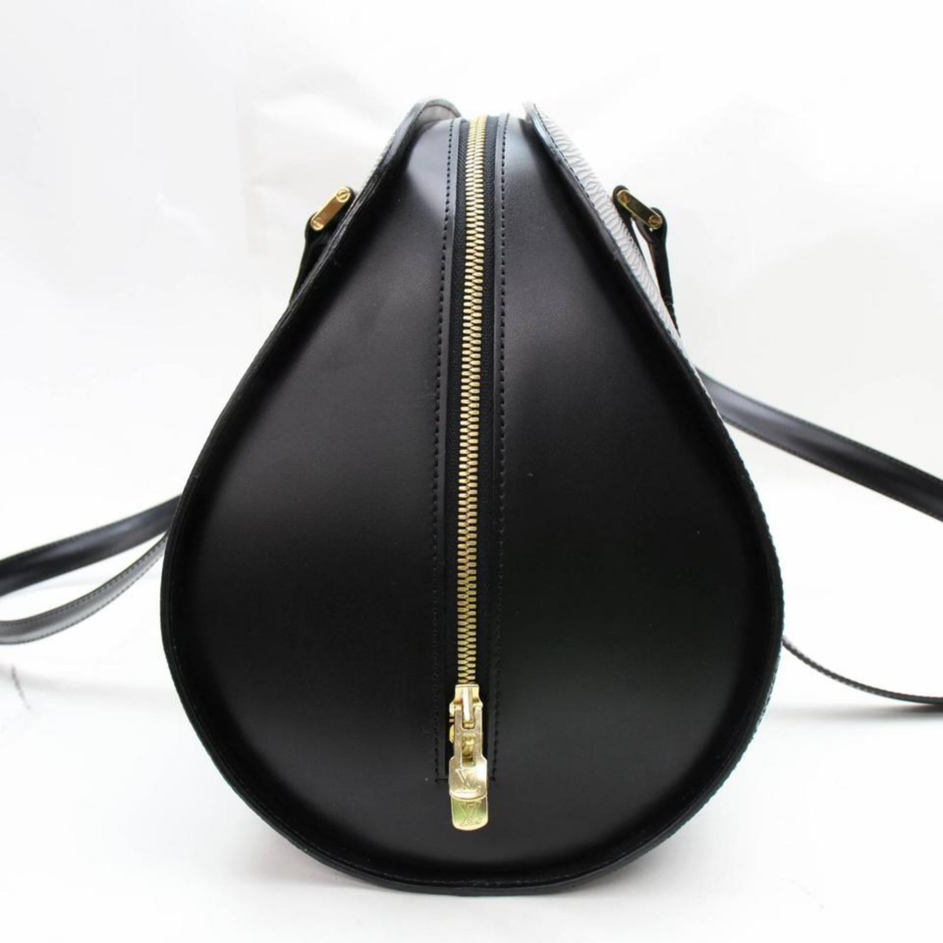 Louis Vuitton Epi Noir Solferino Gm 867425 Black Leather Weekend/Travel Bag For Sale 4