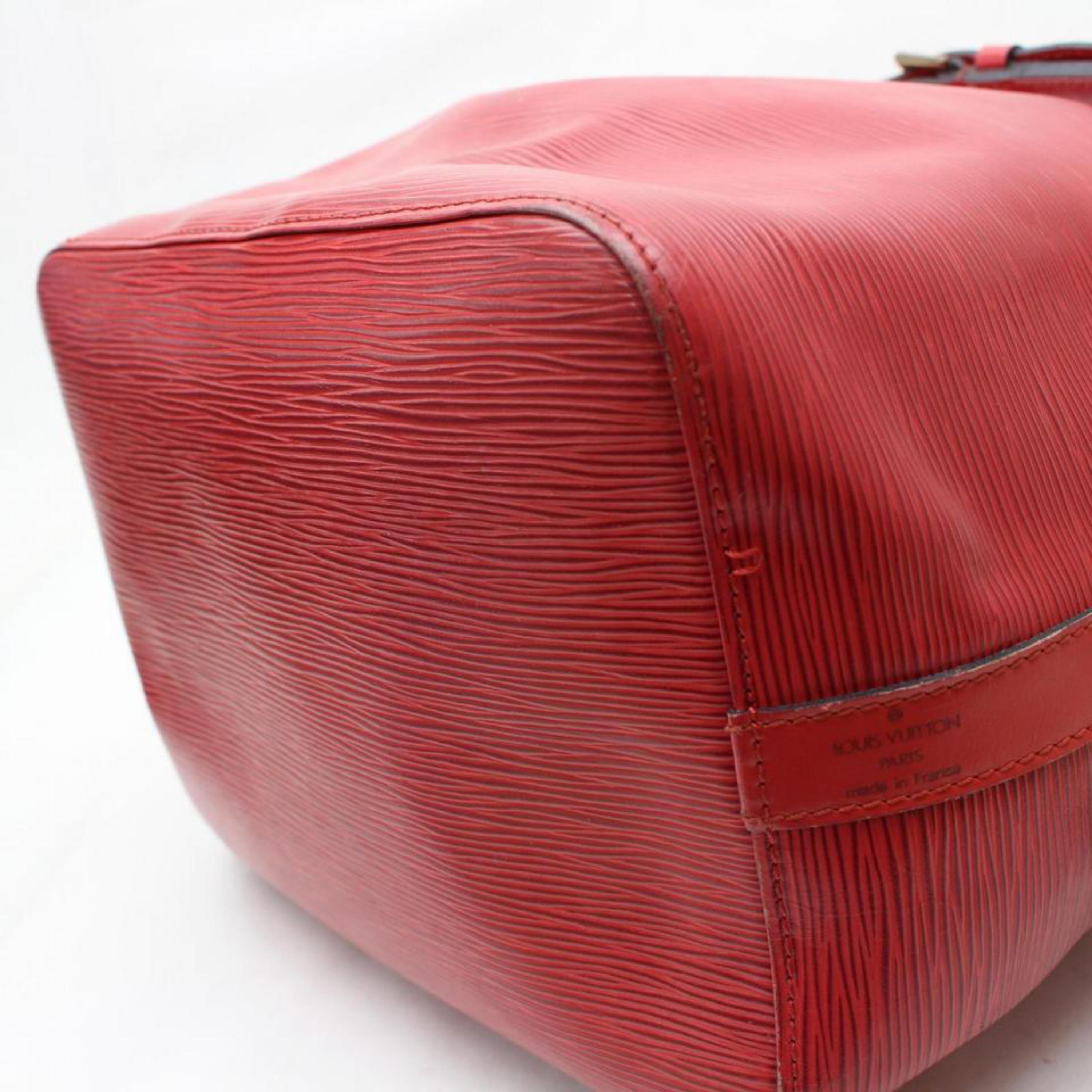 Louis Vuitton Epi Petit Noe Hobo 867986 Red Leather Shoulder Bag For Sale 8