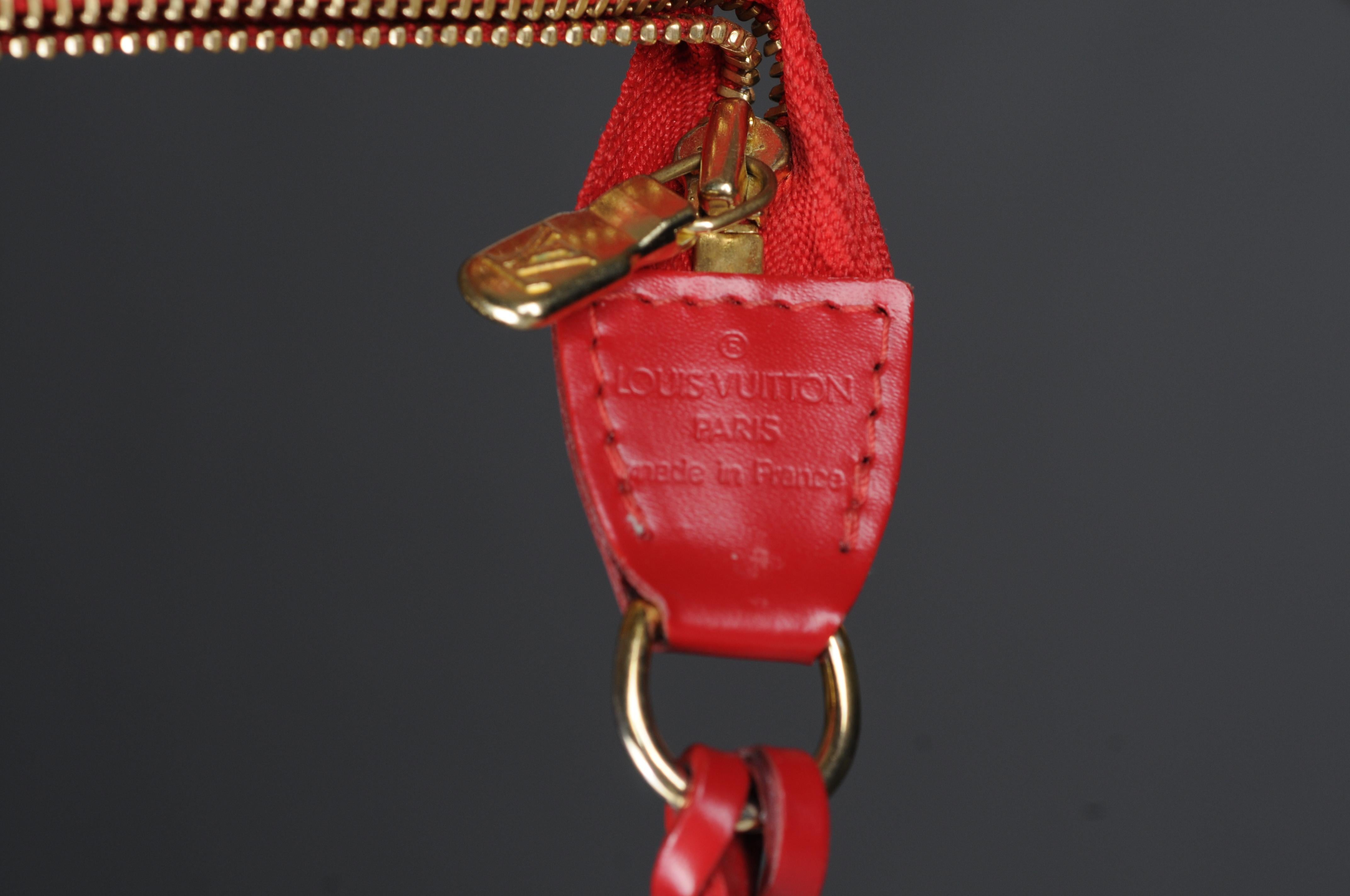 Louis Vuitton Epi red leather Pochette Clutch  For Sale 2