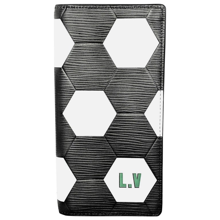 Louis Vuitton Soccer ball Other accessories M99054 monogram Cloth  ref.205091 - Joli Closet