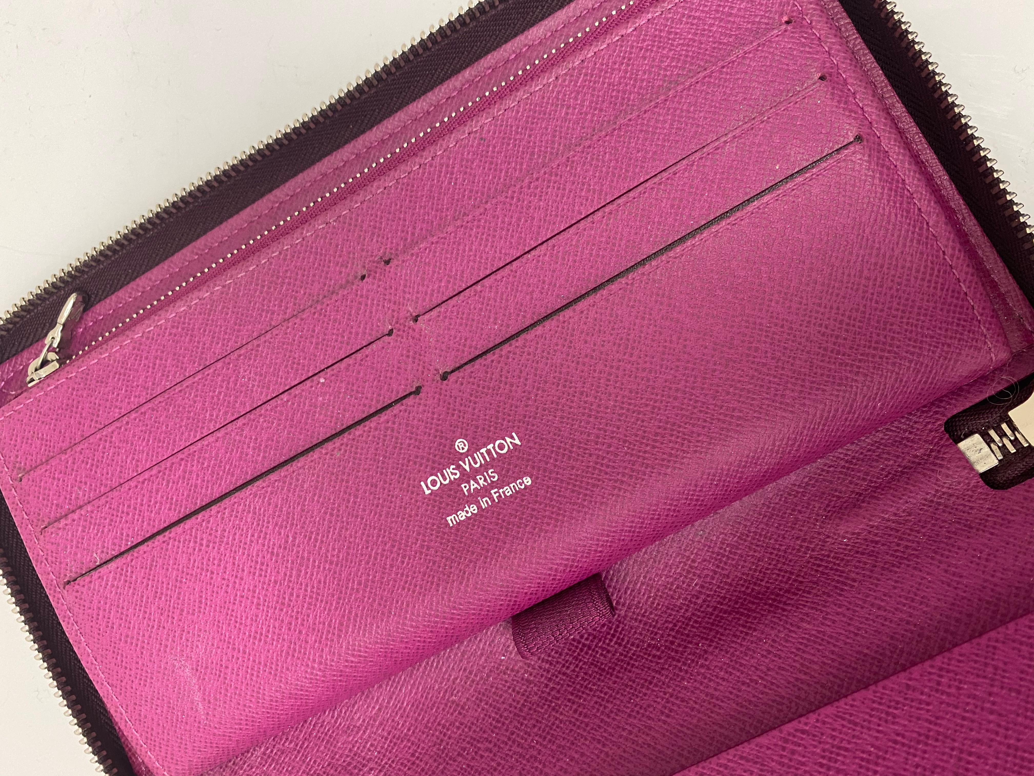 Louis Vuitton Epi Zippy Wallet For Sale 2