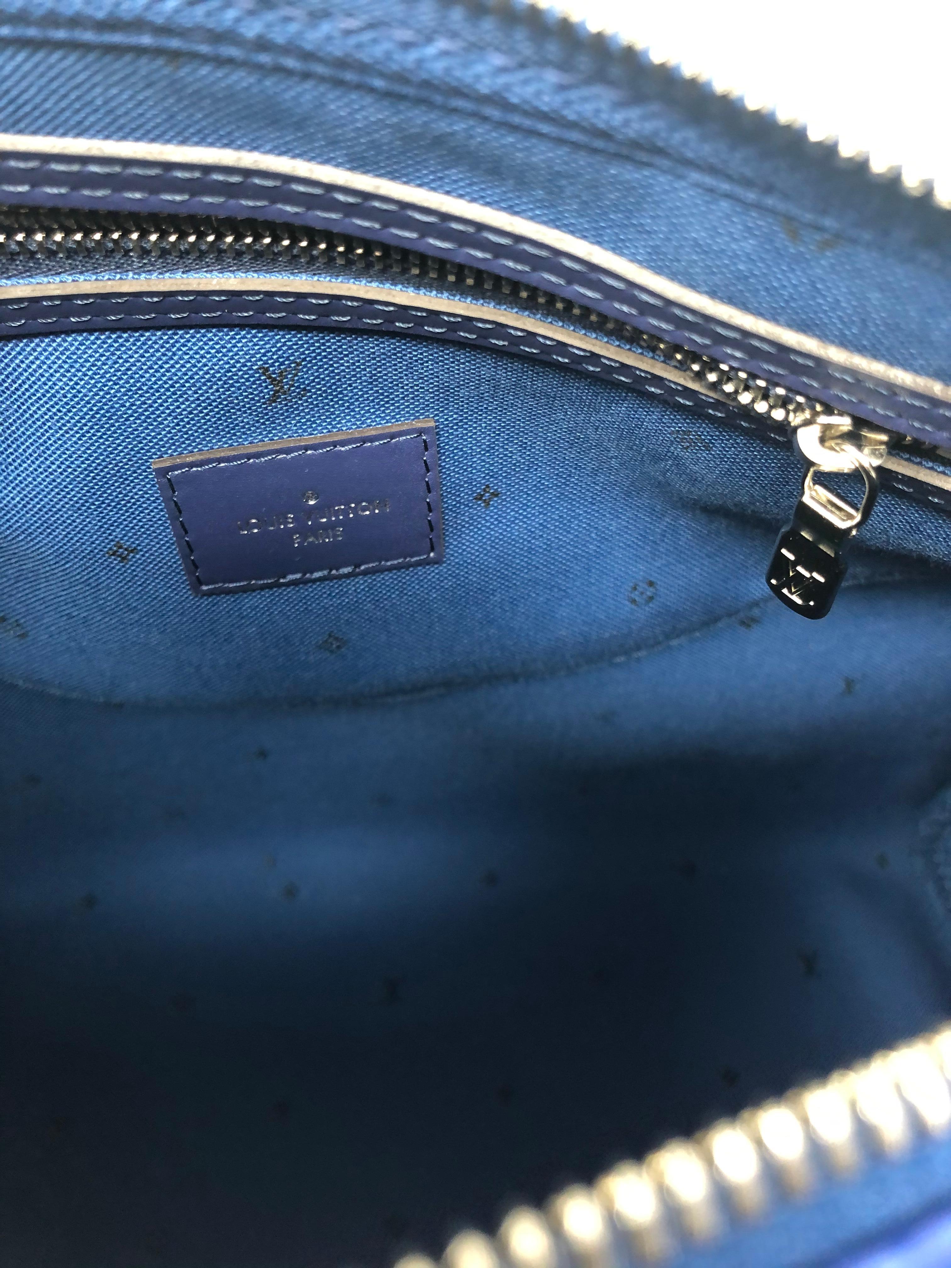 Louis Vuitton Escale Blue Speedy Bandouliere In New Condition In Athens, GA