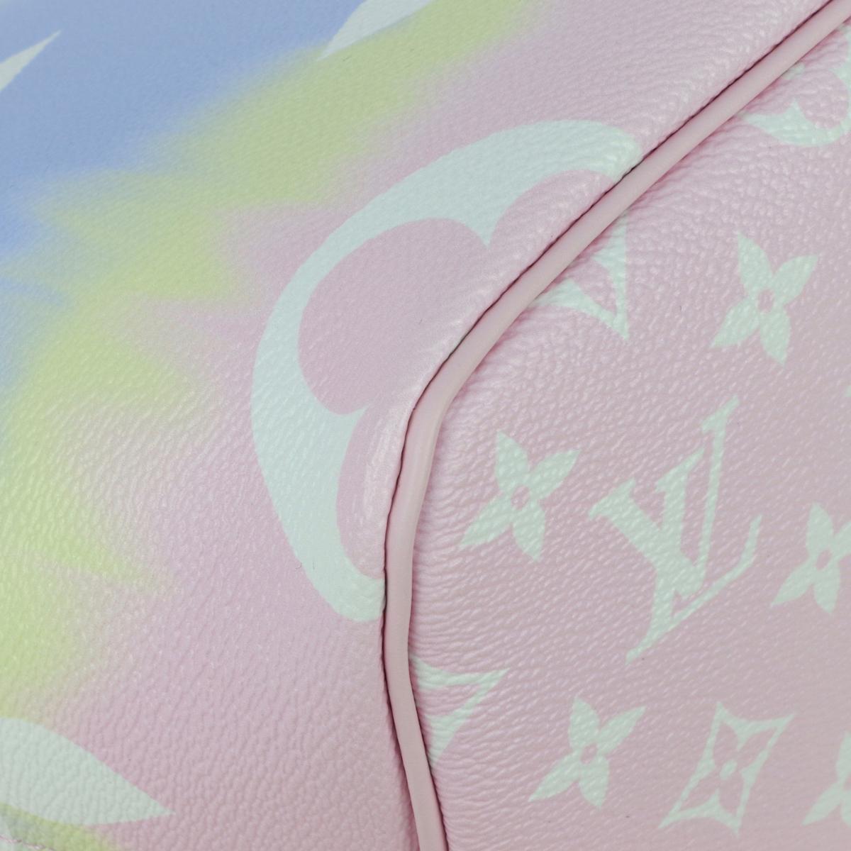 Louis Vuitton Escale Neverfull MM Bag in Pastel 2020 Limited Edition 3