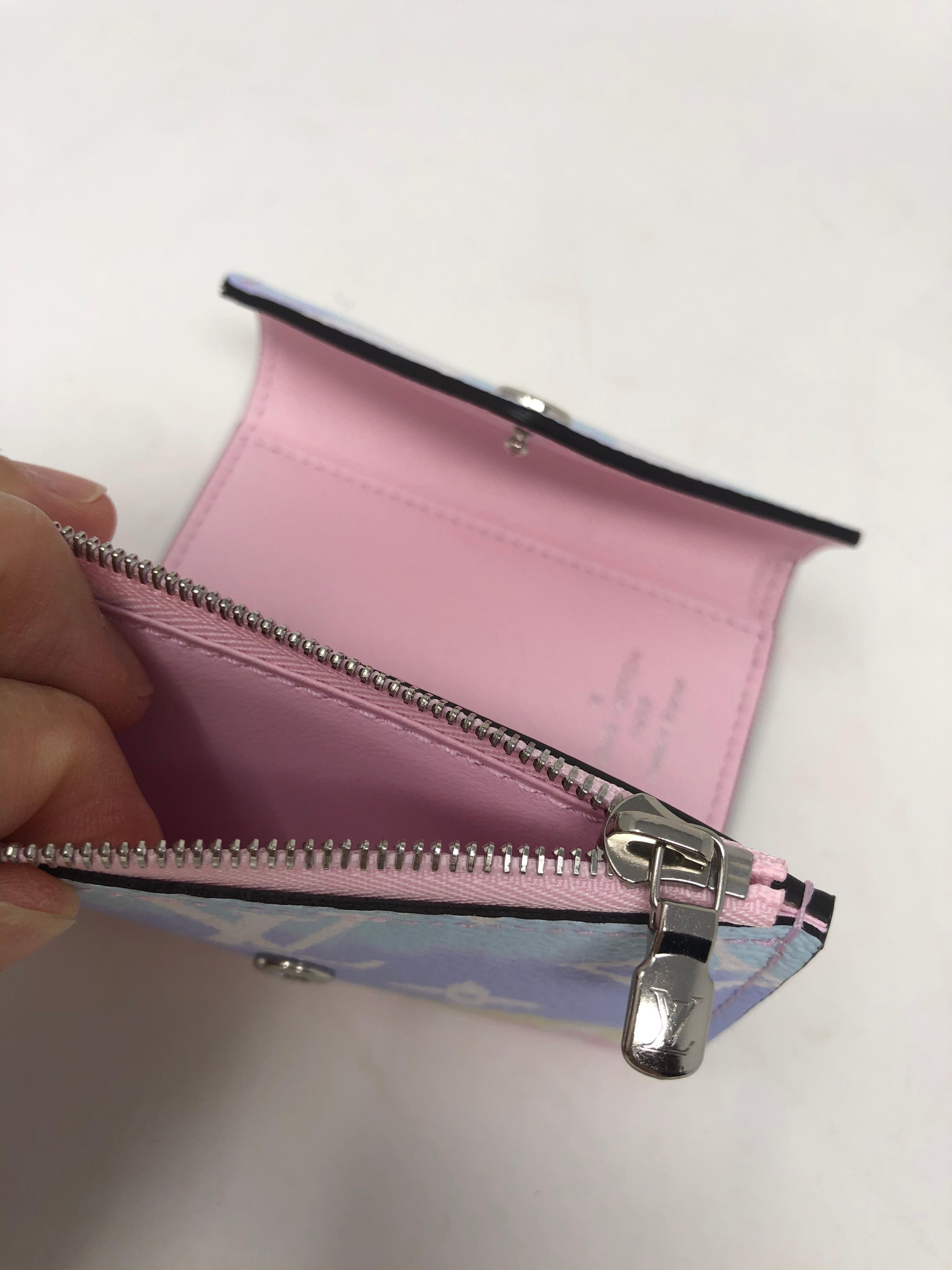 Louis Vuitton Escale Pink Zoe Wallet  2