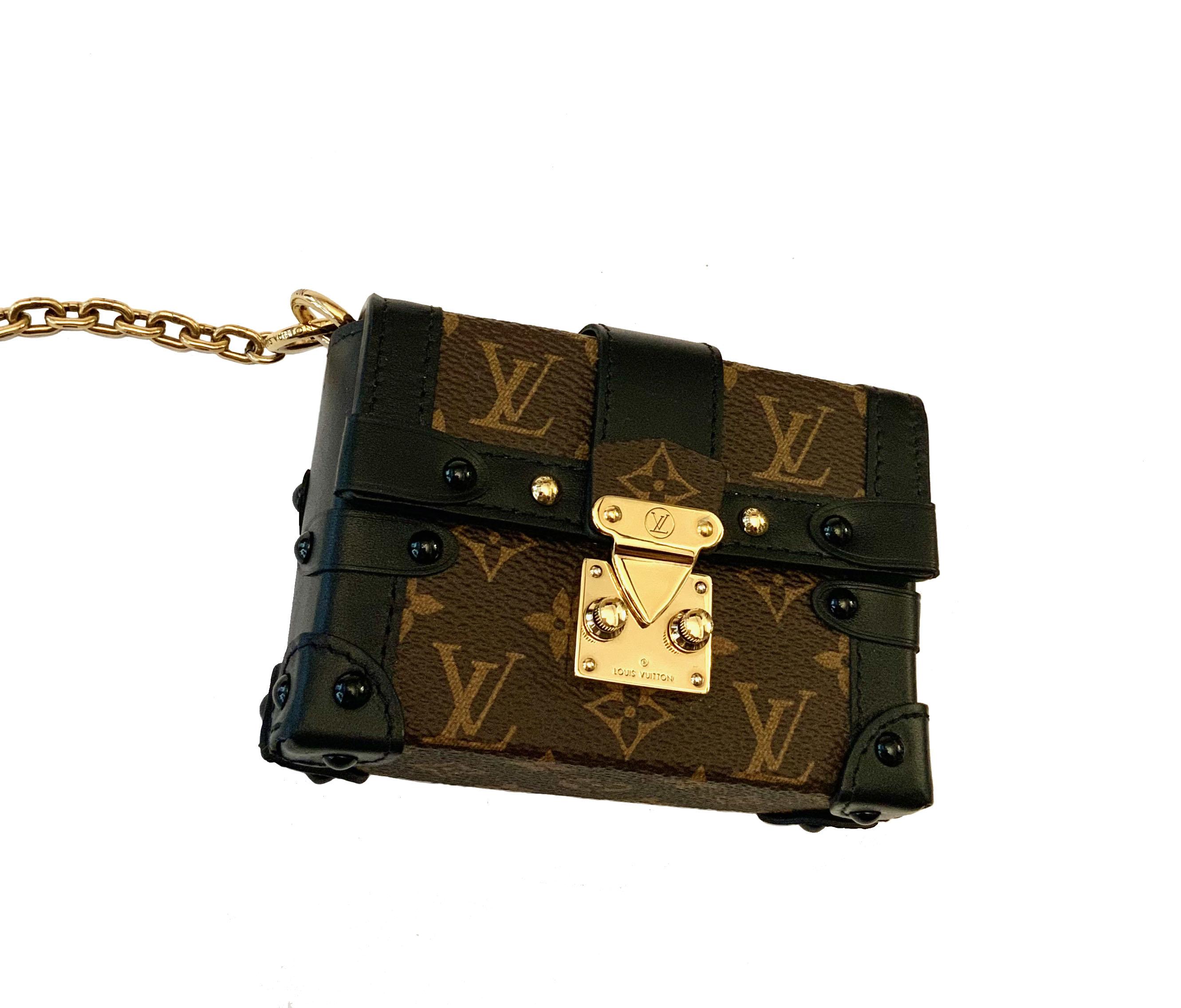 Black Louis Vuitton Essential Trunk Bag