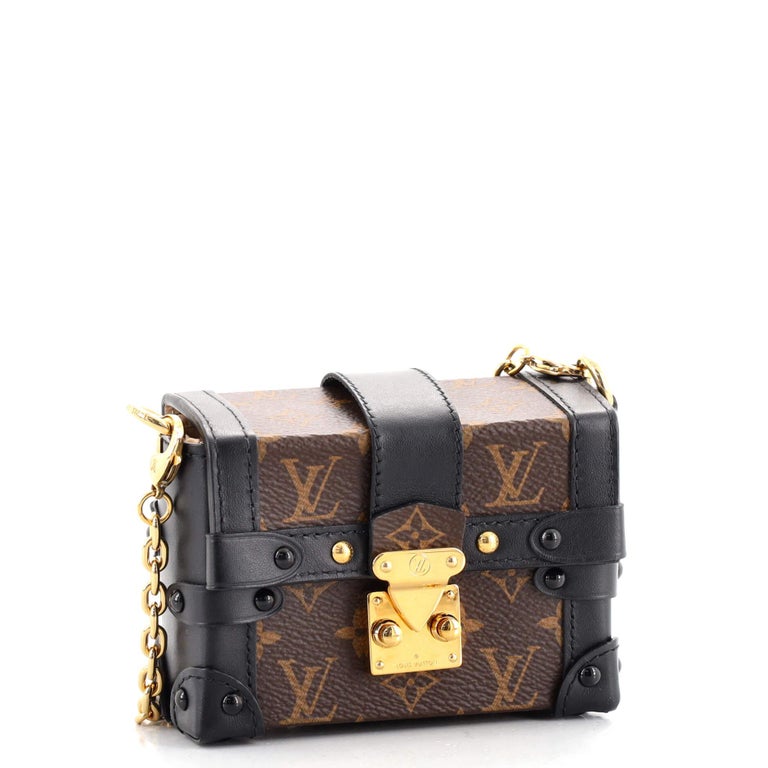 Louis Vuitton Essential Trunk
