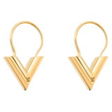 LOUIS VUITTON Essential V M61088 No Stone Gold Plating Stud Earrings G
