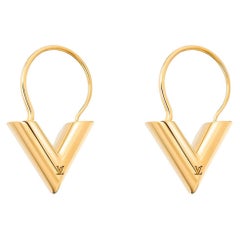 Louis Vuitton Essential V Stud Earings