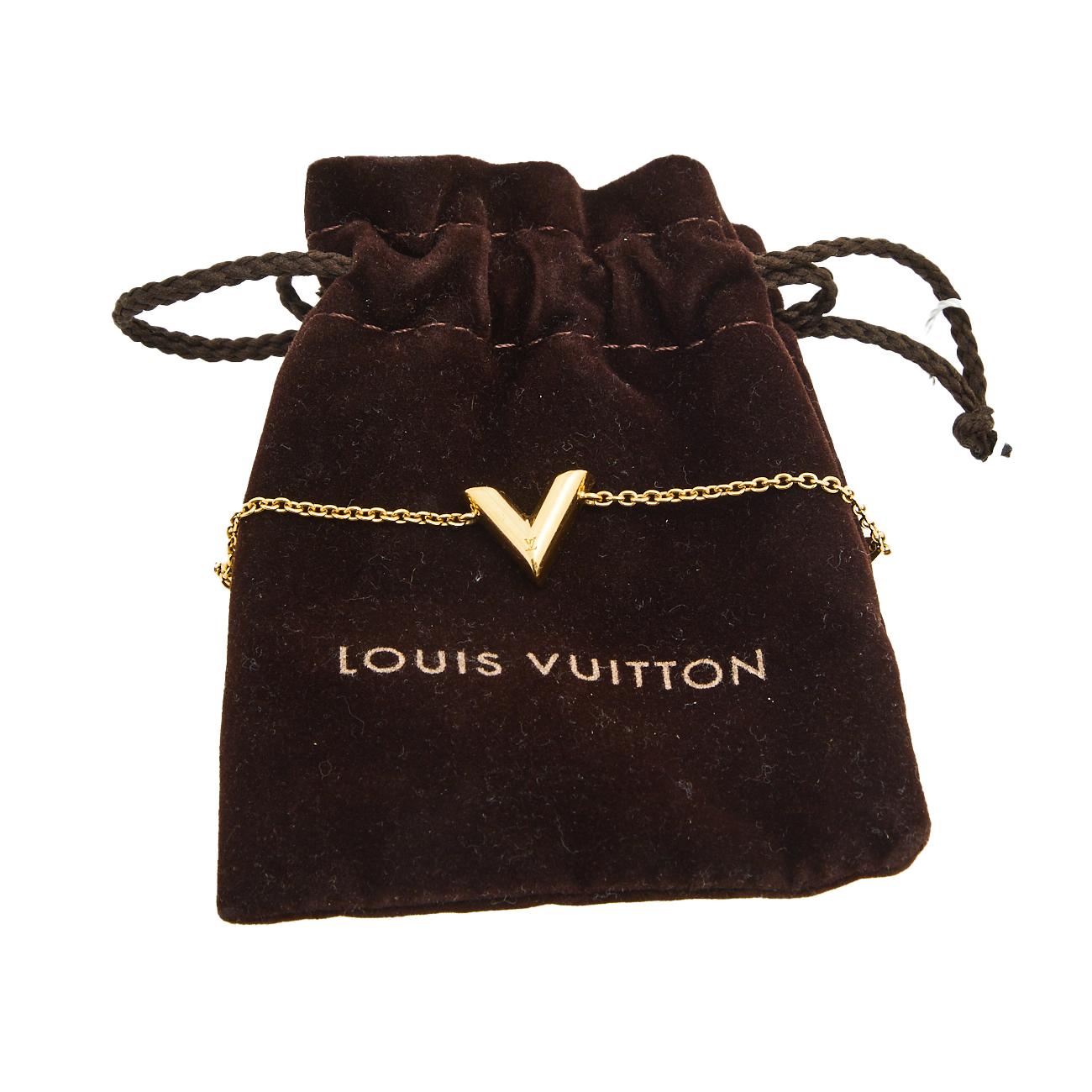 Louis Vuitton Essential V Gold Tone Bracelet In Good Condition In Dubai, Al Qouz 2