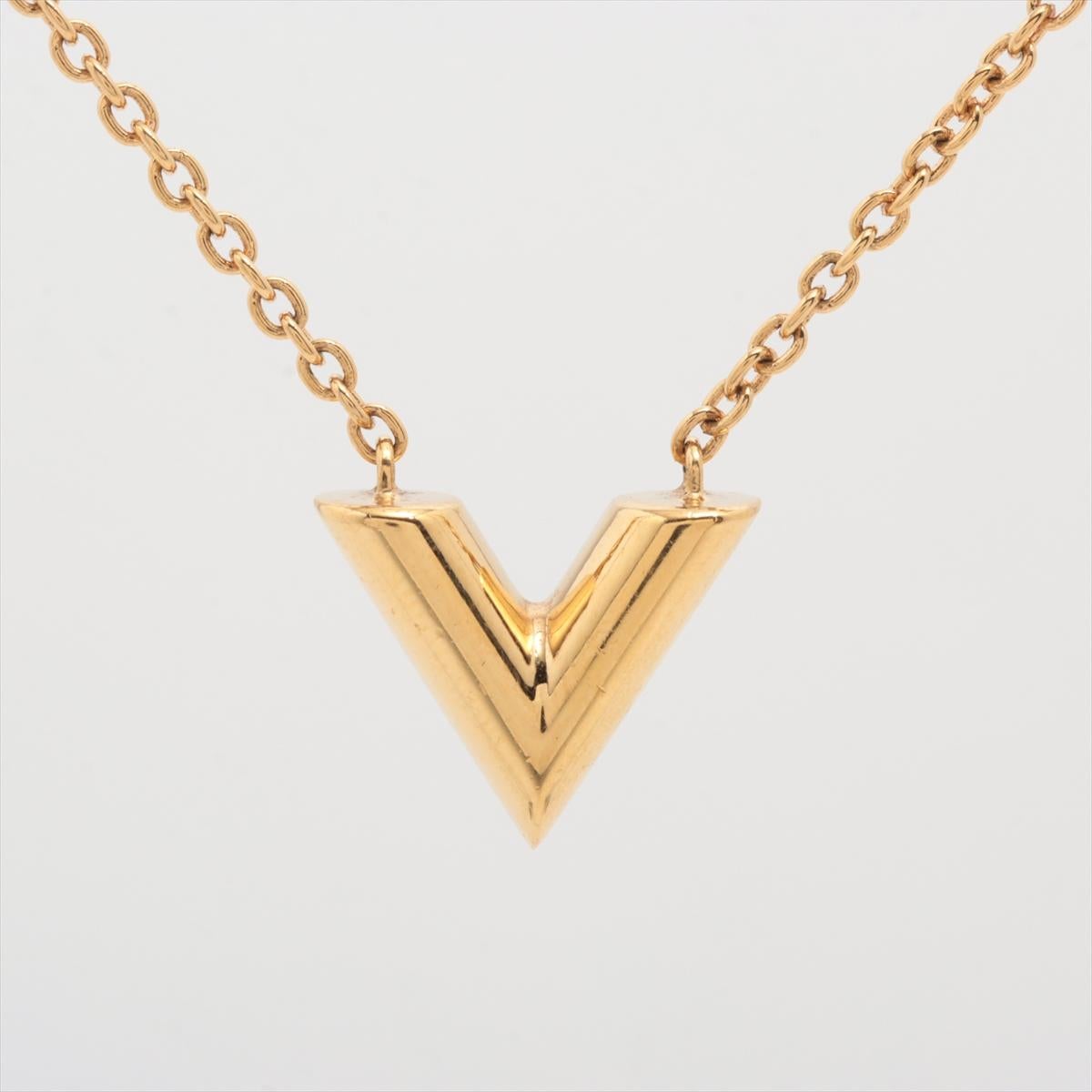 Louis Vuitton Essential V Necklace In Good Condition For Sale In Humacao, PR