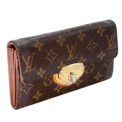 Louis Vuitton Etoile GM Quilted Leather LV Wallet LV-1104P-0009
