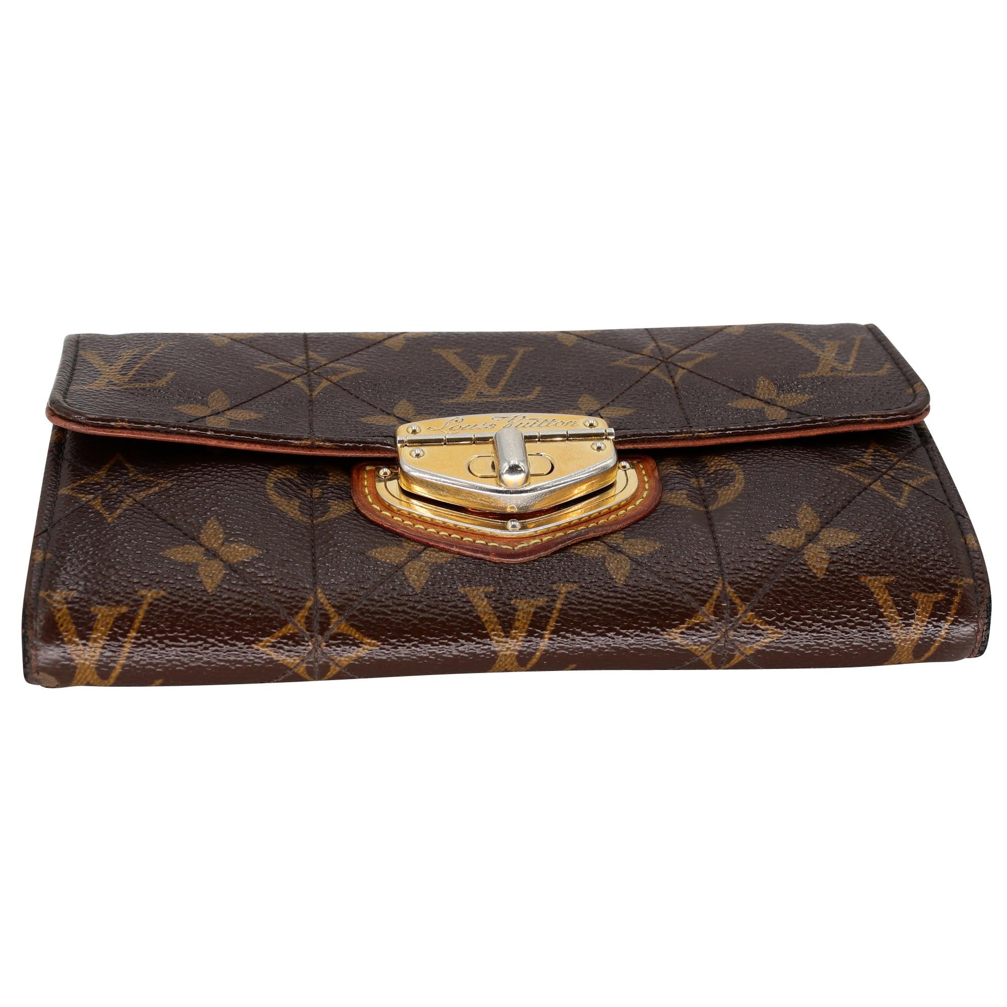Louis Vuitton Etoile Porte Quilted Sarah Flap Wallet LV-W1110P-A003 In Good Condition For Sale In Downey, CA