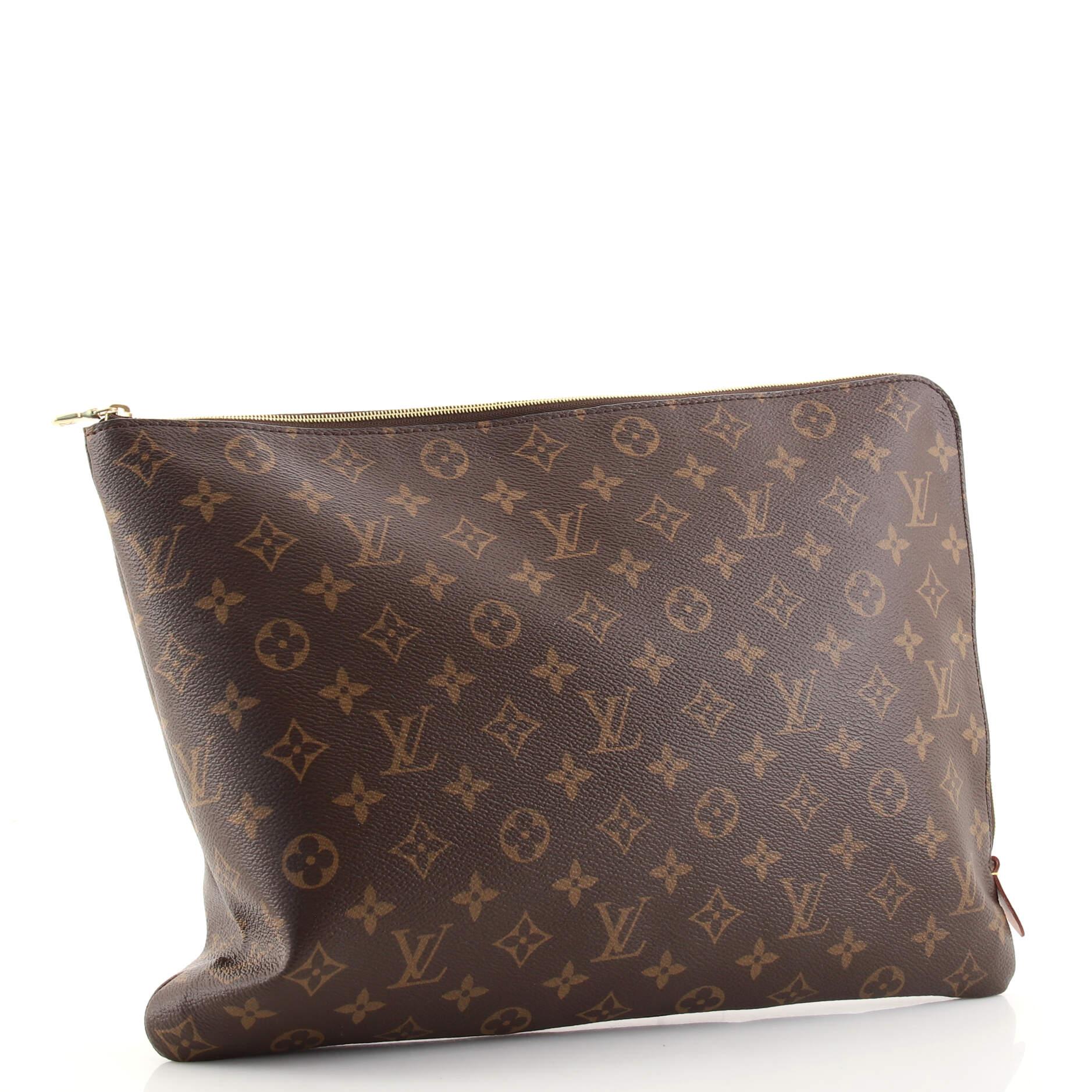 Louis Vuitton Etui Voyage Pouch Monogram Canvas GM In Good Condition In NY, NY