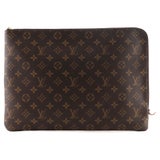 Louis Vuitton Etui Voyage Pouch Monogram Canvas GM at 1stDibs