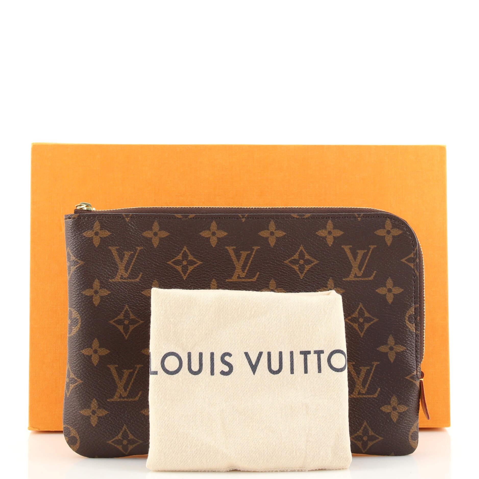 Louis Vuitton Etui Voyage Pouch Monogram Canvas GM at 1stDibs