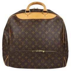 Louis Vuitton Evasion leather 24h bag