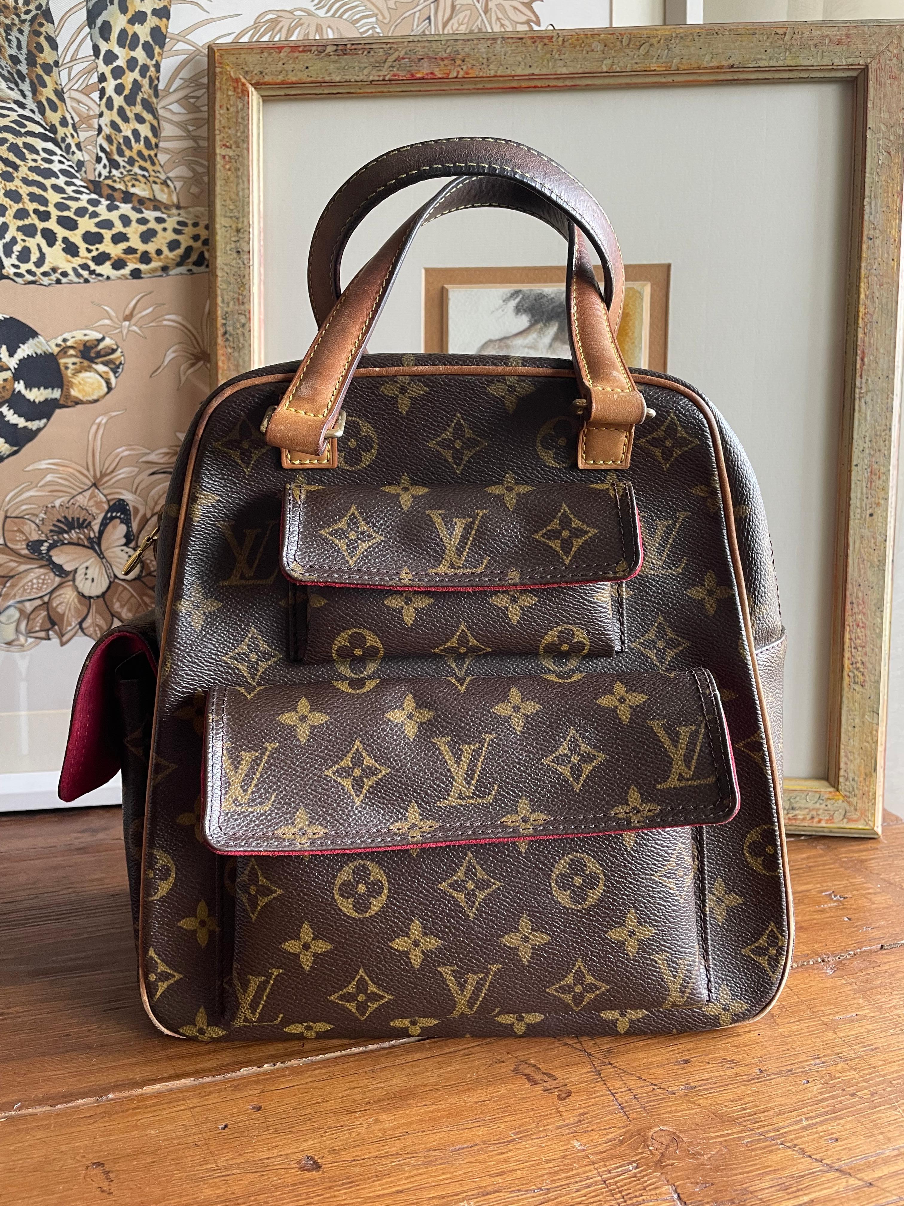 Louis Vuitton Excentric Citè Limited Edition Bag In Good Condition In Carnate, IT