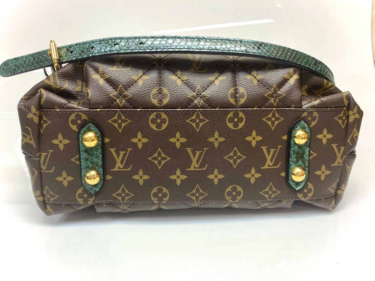 Louis Vuitton - Authenticated Etoile Shopper Handbag - Python Burgundy For Woman, Very Good condition