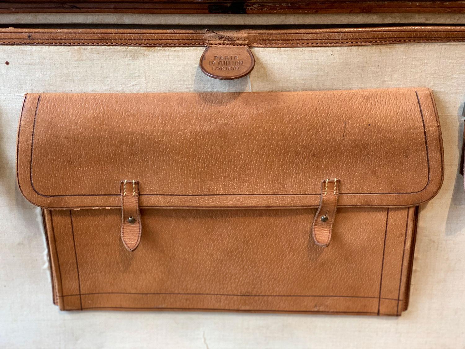 Leather Louis Vuitton Expandable Suitcase, circa 1908 For Sale