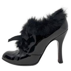 Louis Vuitton Fall 2004 Runway Black Patent Leather Fur Bow Boots Heels 40