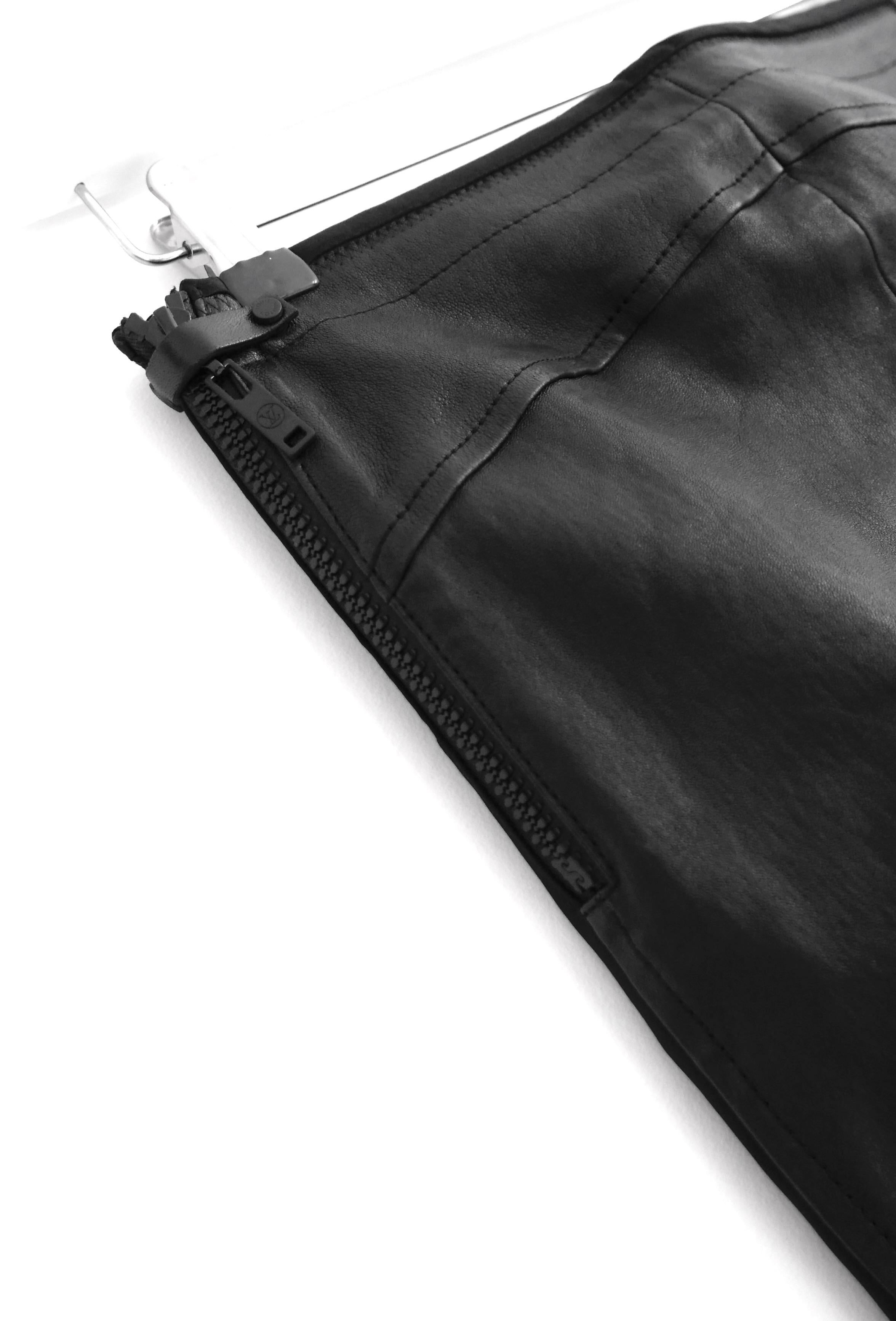 Louis Vuitton Herbst 2017 Schwarze Hose aus Leder und Jersey in Skinny Damen im Angebot