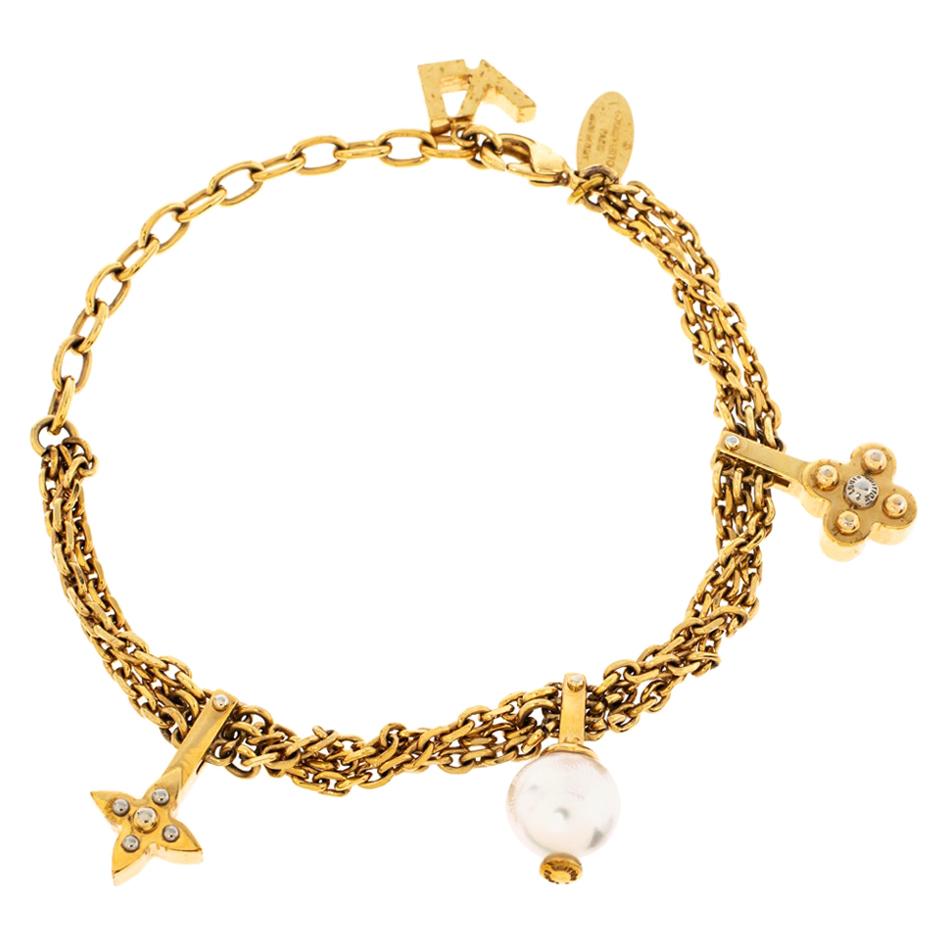 Louis Vuitton Faux Pearl Charm Gold Tone Chain Link Bracelet