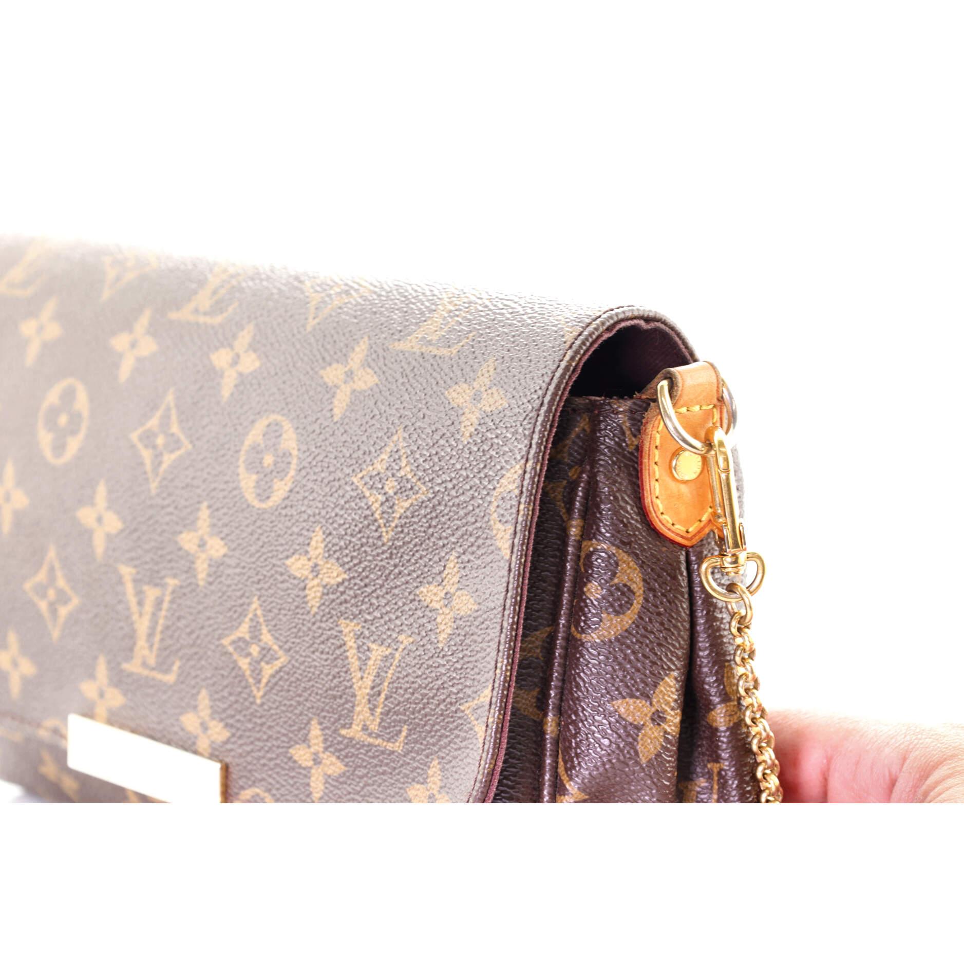  Louis Vuitton Favorite Handbag Monogram Canvas MM In Good Condition In NY, NY