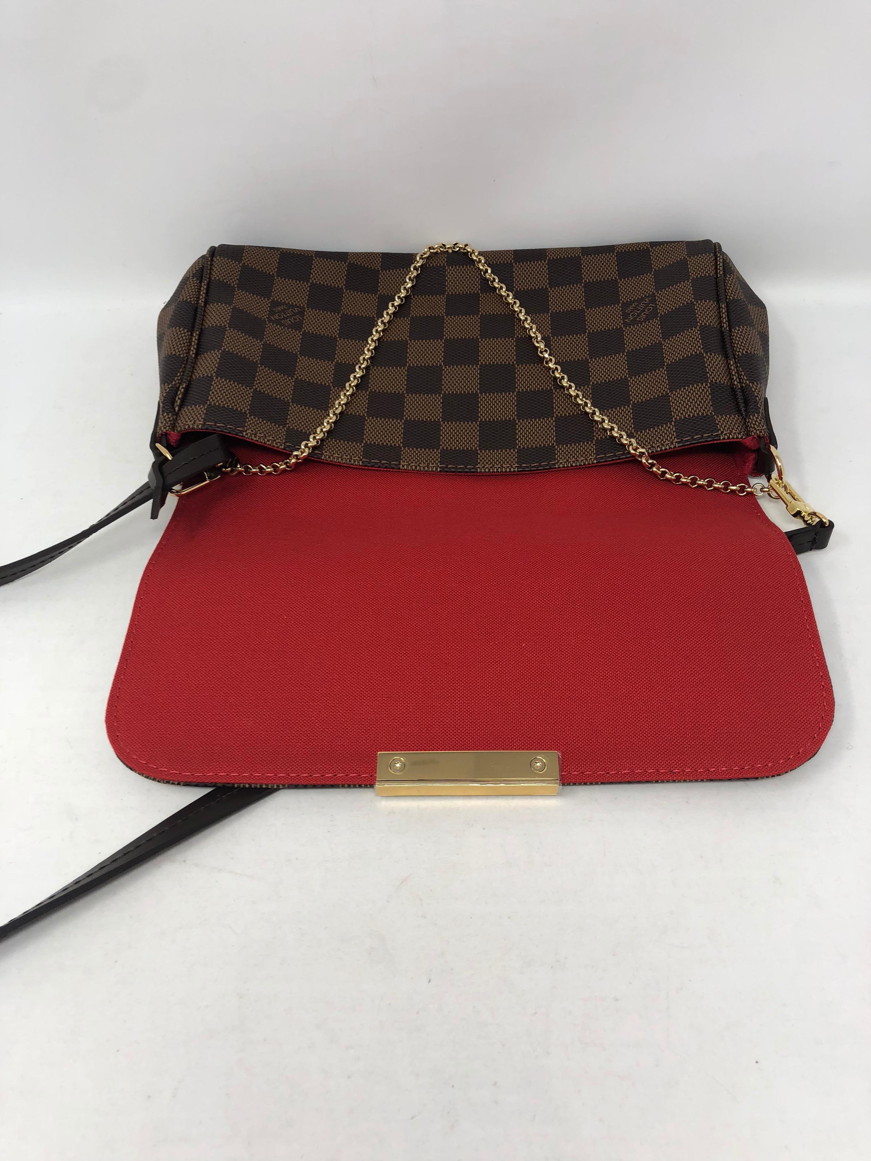 Louis Vuitton Favorite MM Damier Ebene Crossbody  In New Condition In Athens, GA