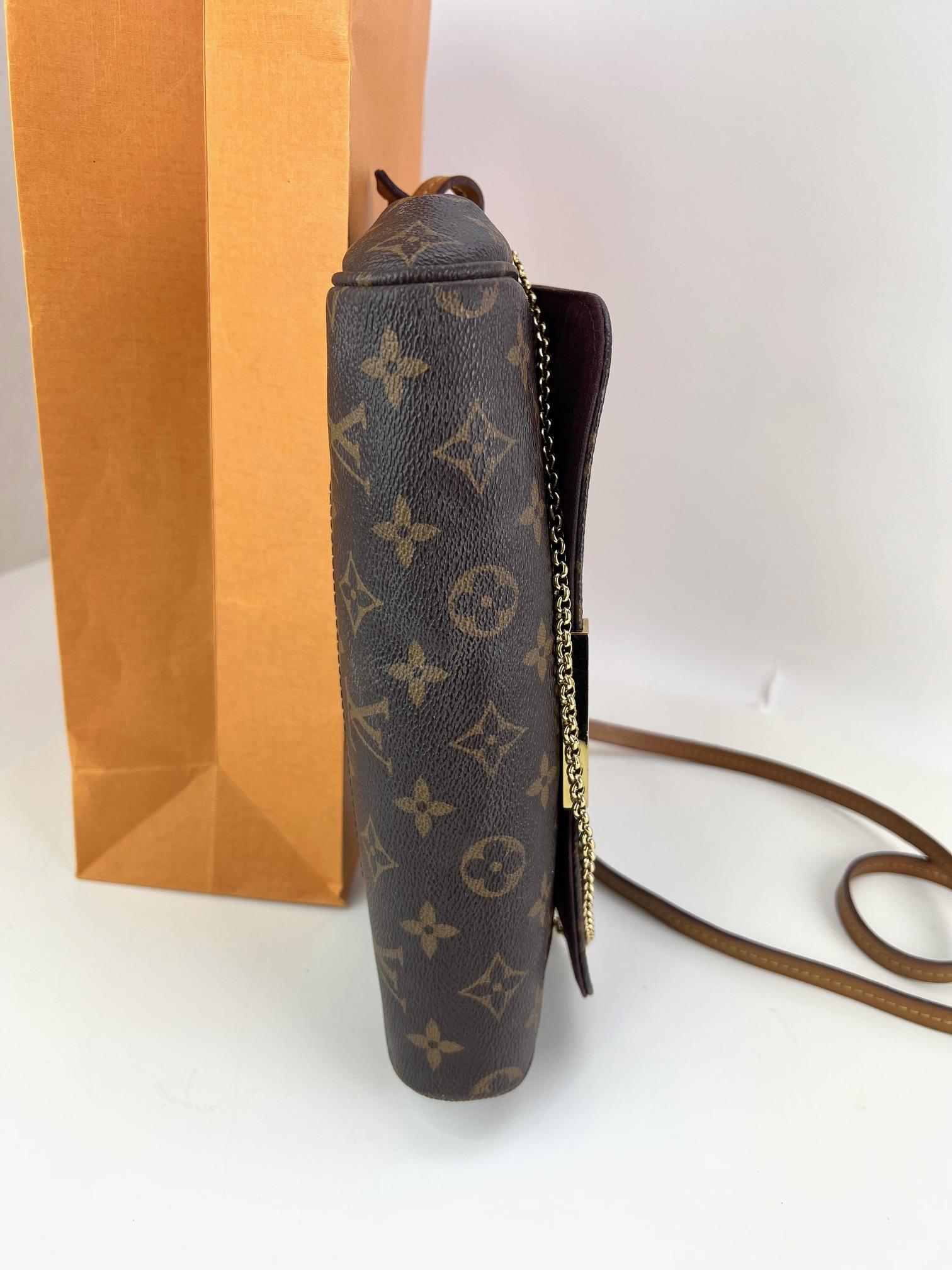 Louis Vuitton Favorite MM Monogram Crossbody Bag For Sale 9