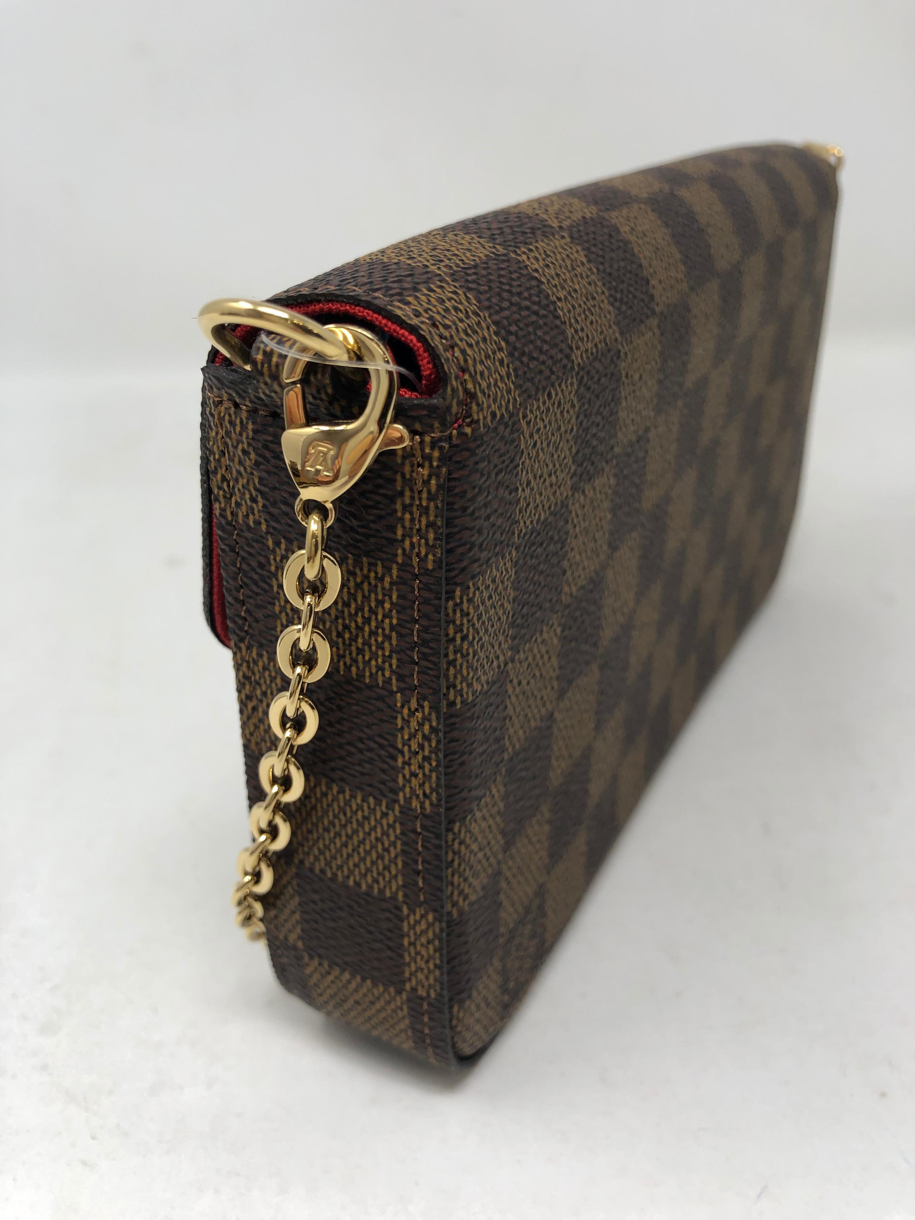 Women's or Men's Louis Vuitton Felicie Damier Ebene Bag 