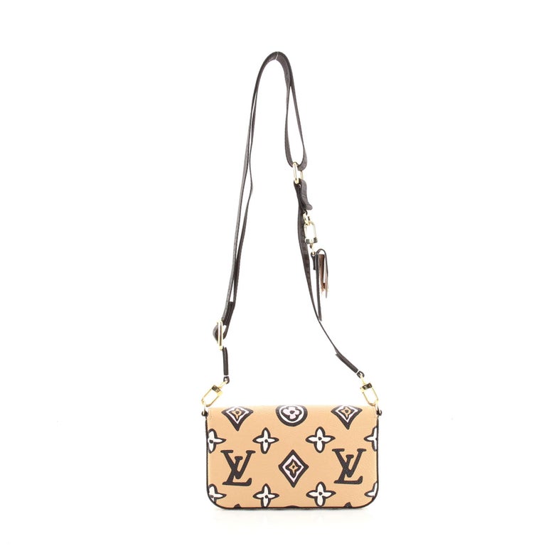 Louis Vuitton Felicie Strap and Go Handbag Wild at Heart Monogram