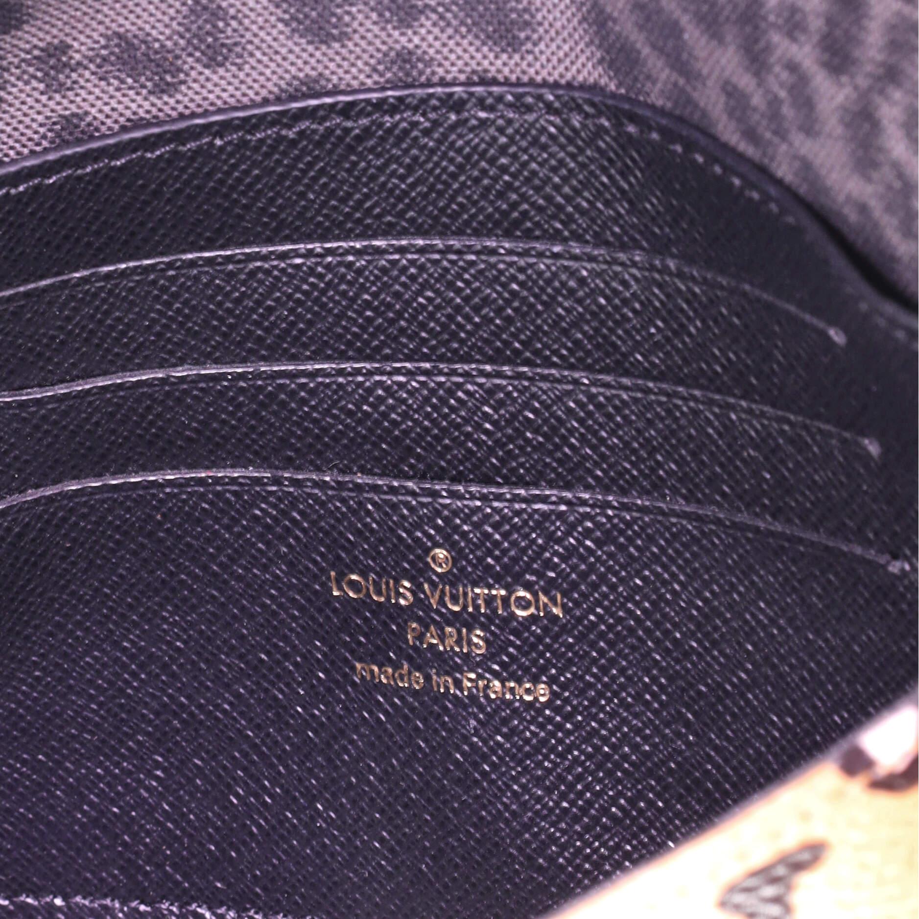 Louis Vuitton Felicie Strap & Go Handbag Wild at Heart Monogram Giant In Good Condition In NY, NY