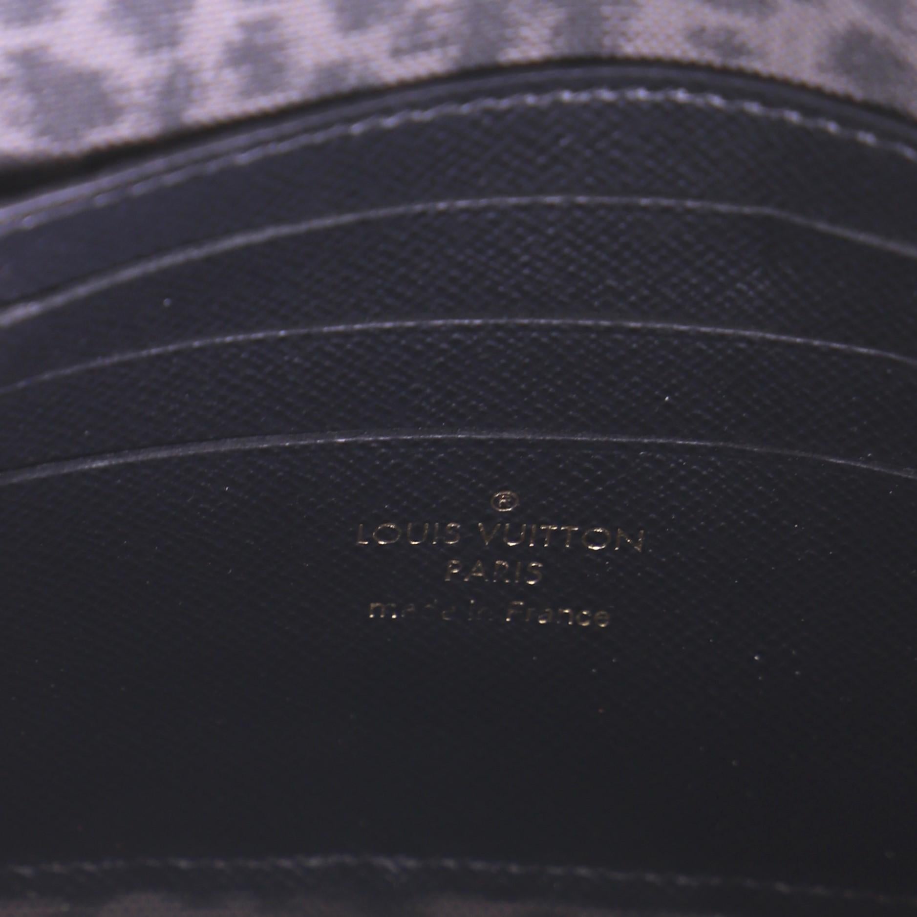 Louis Vuitton Felicie Strap & Go Handbag Wild at Heart Monogram Giant 3