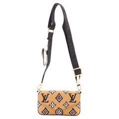 Louis Vuitton Felicie Strap & Go Handbag Wild at Heart Monogram Giant