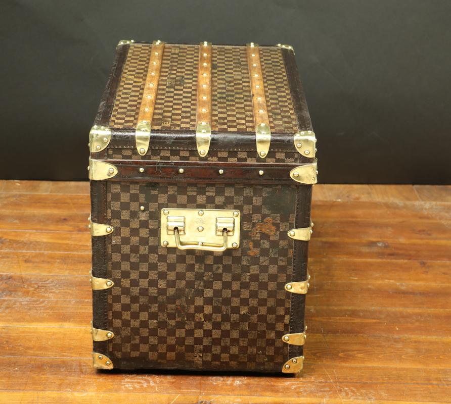 Louis Vuitton, Damier-Truhe, erste Serie, 1880er-Jahre (Messing)