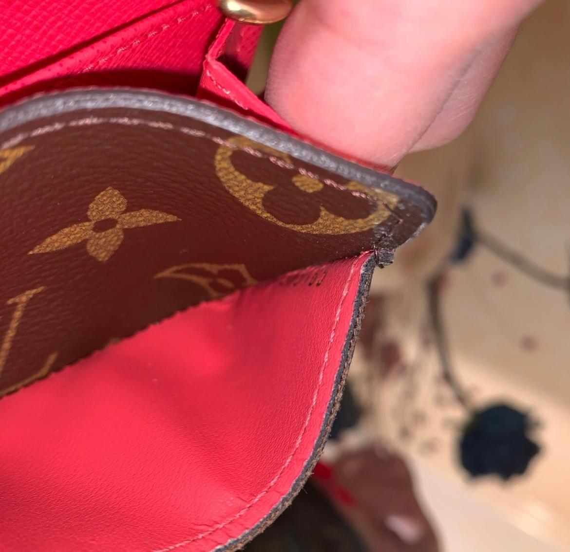 Louis Vuitton Flamingo Monogram Totem Sarah Wallet For Sale 6