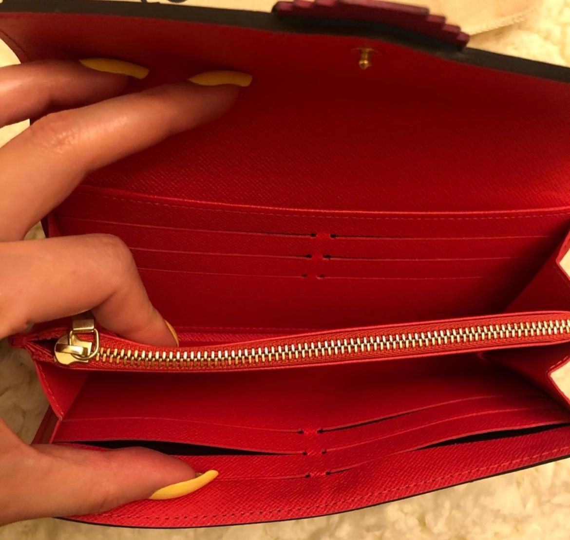 Louis Vuitton Flamingo Monogram Totem Sarah Wallet For Sale 2