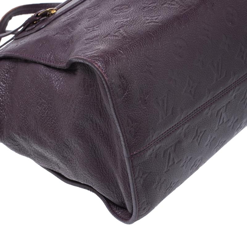 Louis Vuitton Flamme Empreinte Leather Lumineuse PM Bag In Good Condition In Dubai, Al Qouz 2